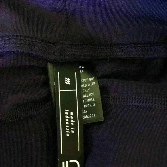 Live Love Dream NWT Best Booty Ever Crop Purple Leggings Size M - Picture 6 of 7